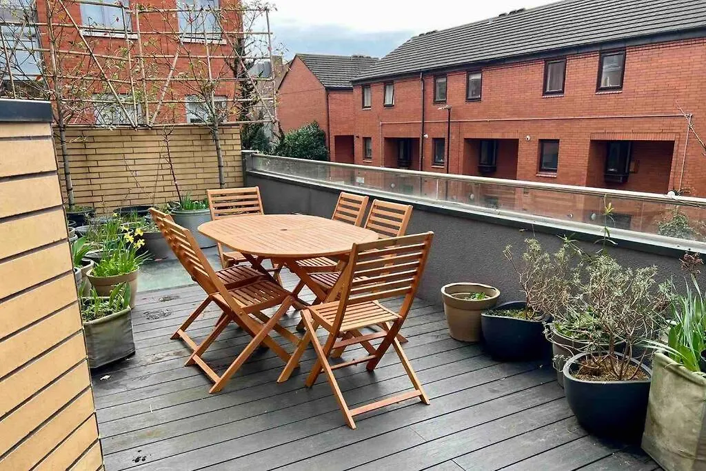 Central, Unique 4-Storey House In Northern Quarter, Manchester-1